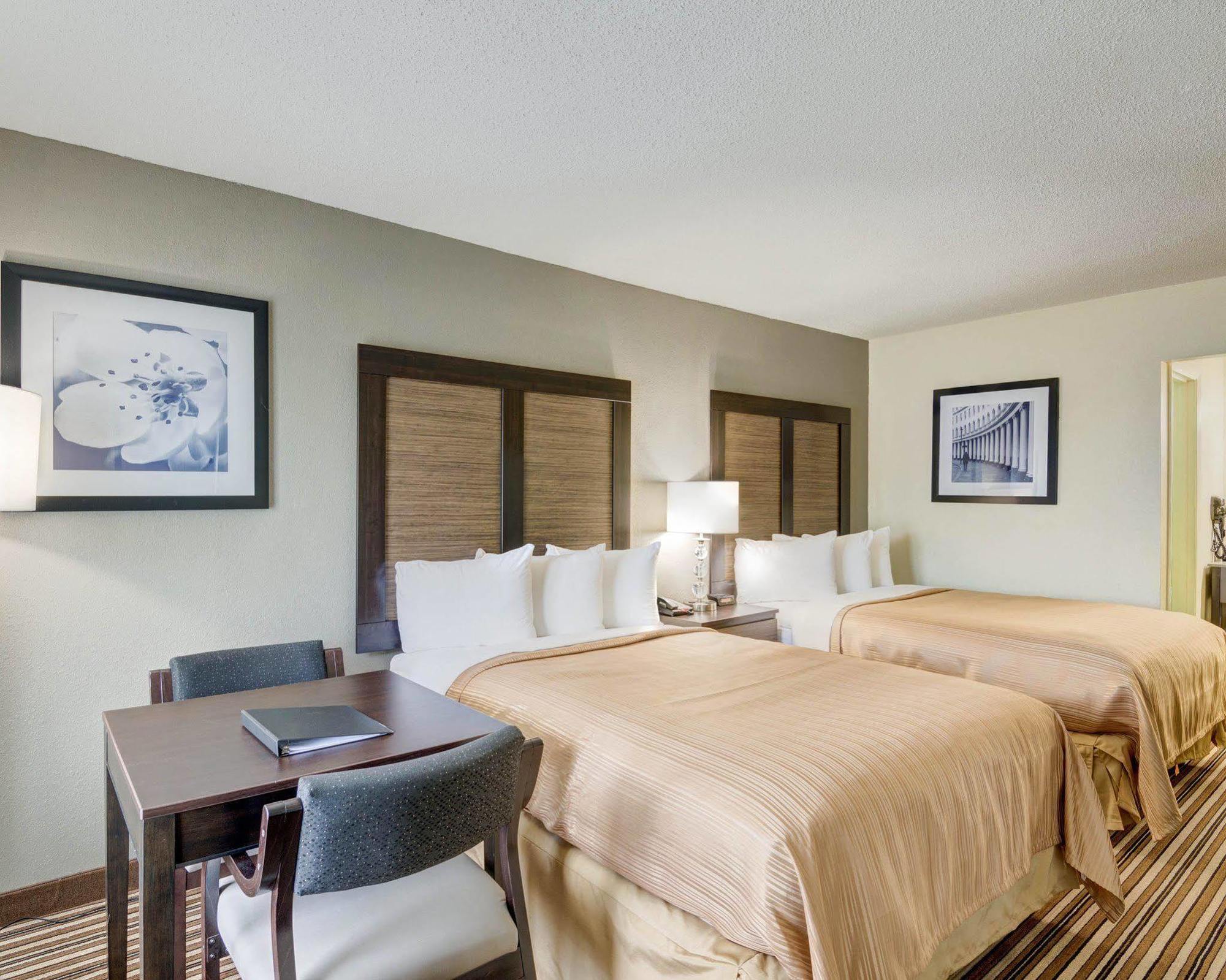 Motel 6 Charlotte, Nc - Airport South Εξωτερικό φωτογραφία