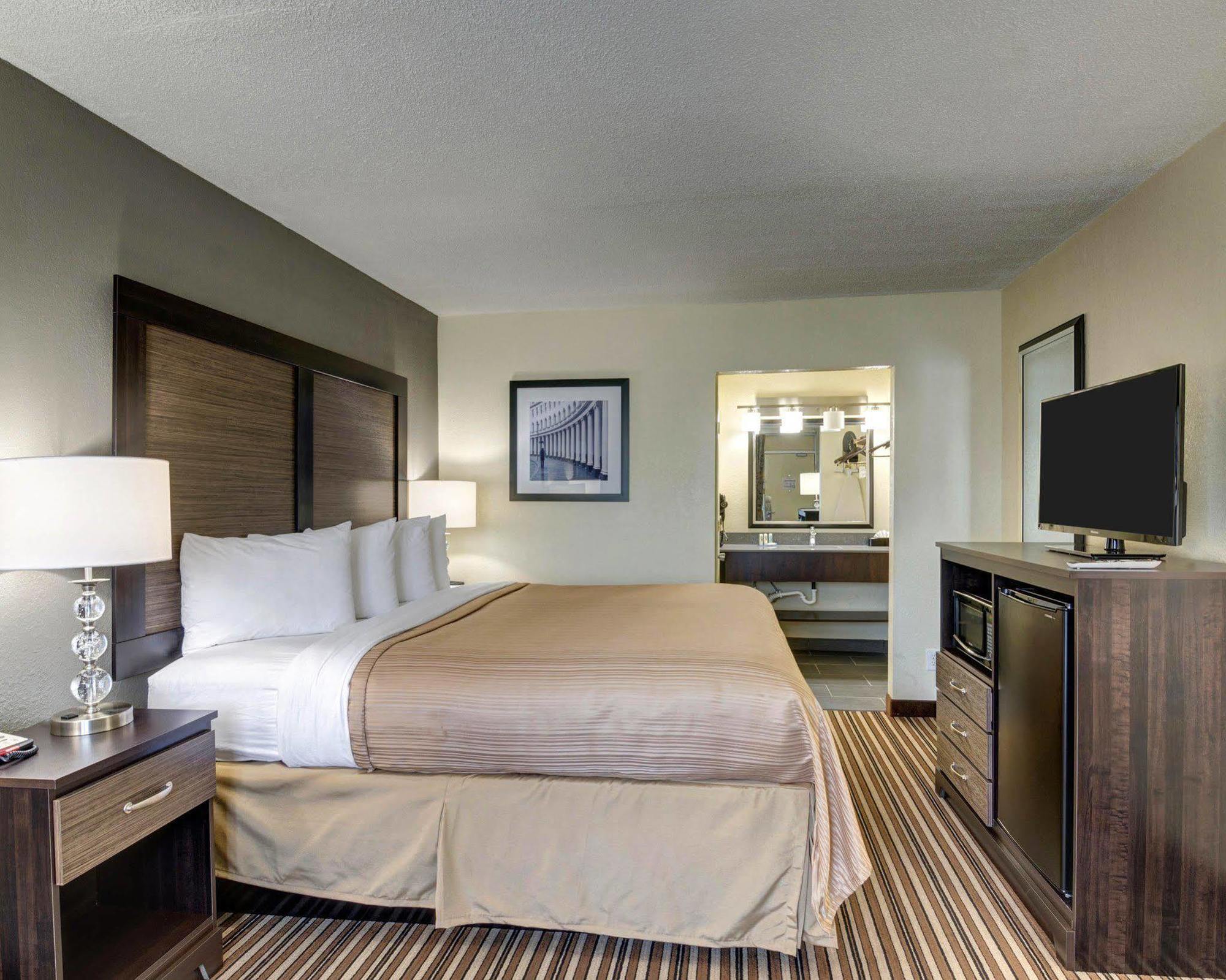 Motel 6 Charlotte, Nc - Airport South Εξωτερικό φωτογραφία