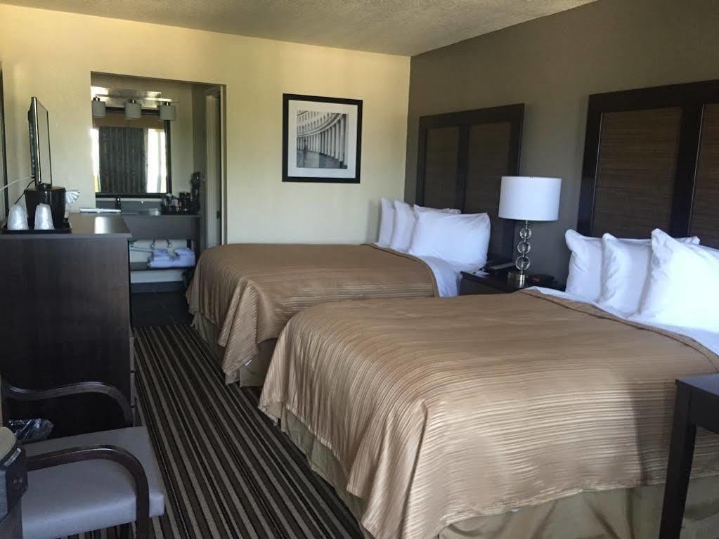 Motel 6 Charlotte, Nc - Airport South Εξωτερικό φωτογραφία